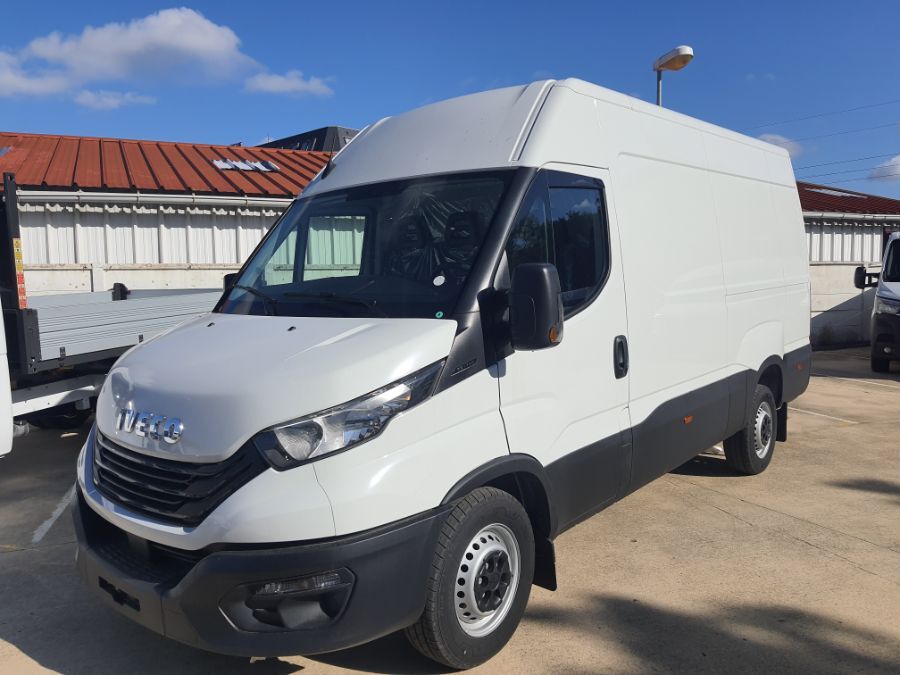 IVECO DAILY 35S14V EMPATTEMENT 3520 L H2 2.3D 136CH