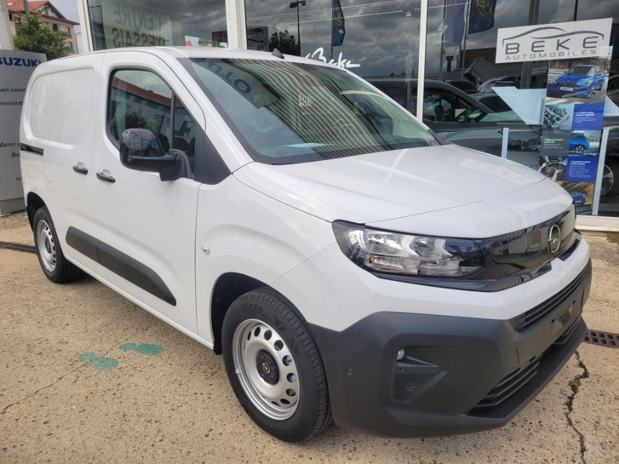OPEL COMBO CARGO 20825€ HT - 1.5 HDI 130 CV EAT8 L1H1 LIGHT PACK PREMIUM CONNECT (2025)