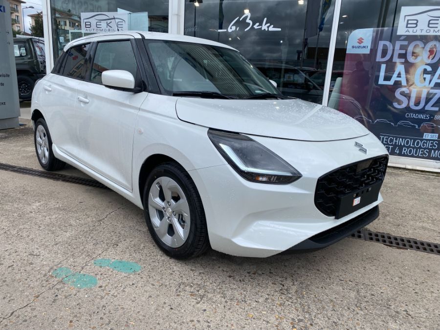SUZUKI SWIFT IV - 1.2 HYBRID PRIVILEGE MY24 (2025)
