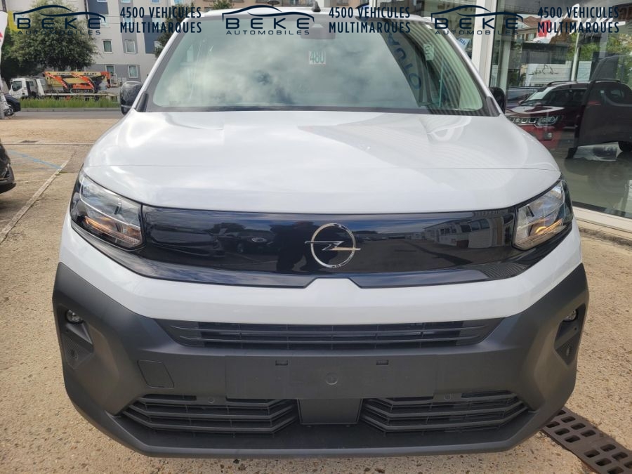 OPEL COMBO CARGO 19500€ HT - 1.5 HDI 130 cv EAT8 L1H1 LIGHT PACK PREMIUM CONNECT