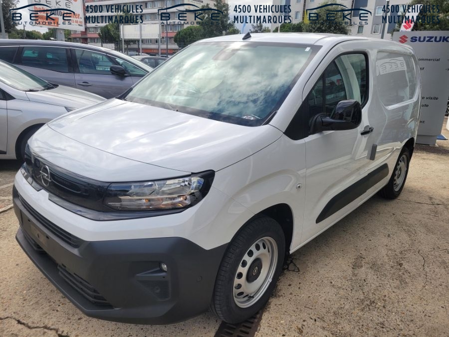 OPEL COMBO CARGO 19500€ HT - 1.5 HDI 130 cv EAT8 L1H1 LIGHT PACK PREMIUM CONNECT