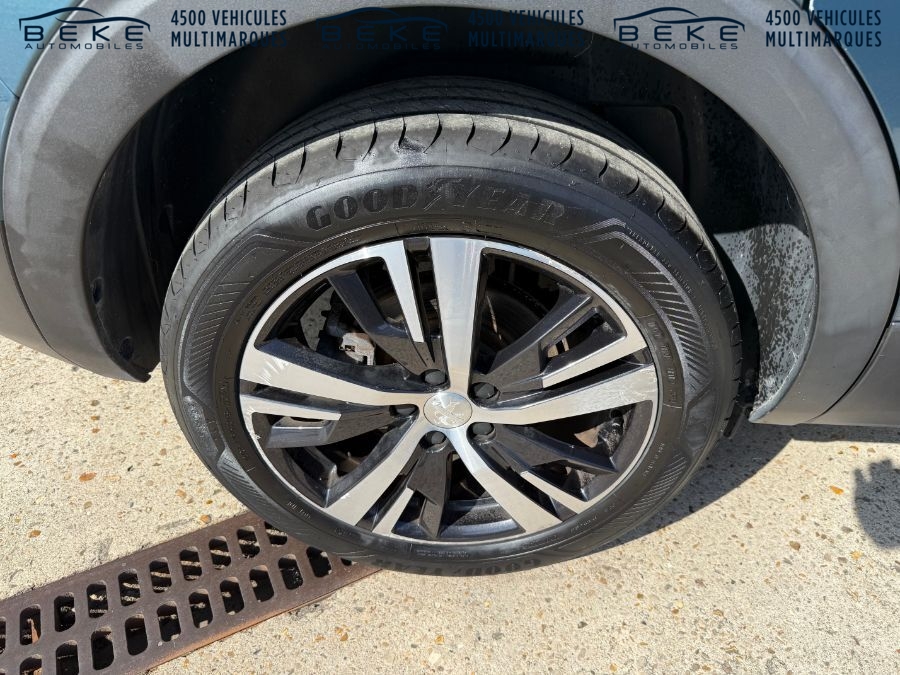 PEUGEOT 5008 - 1.6 PURETECH 180CH GT LINE
