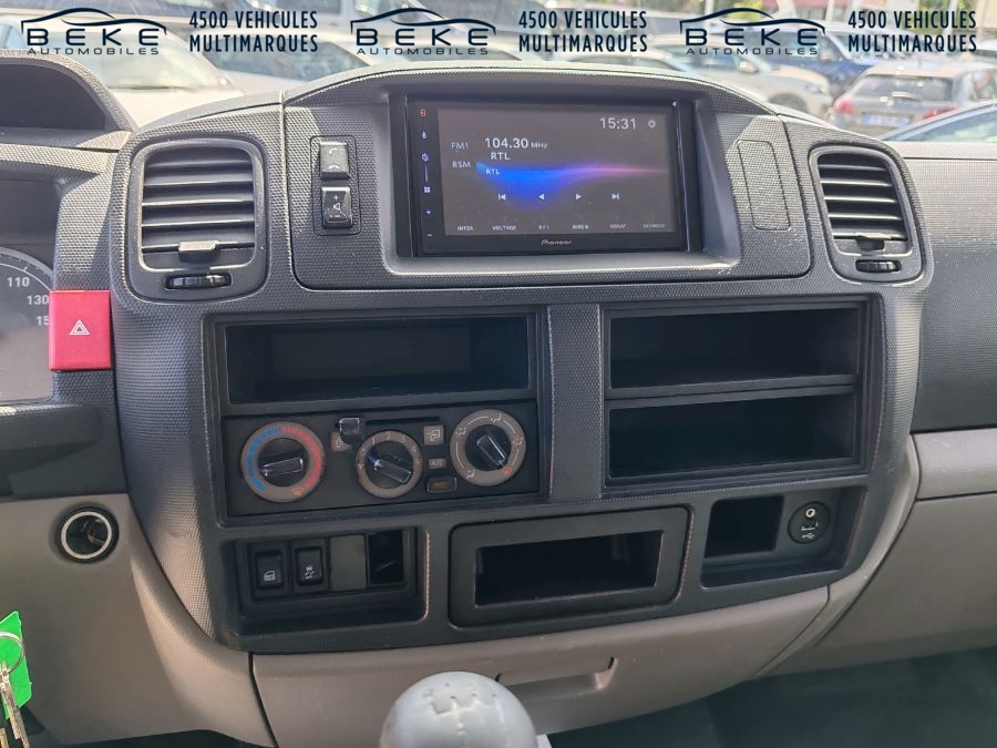 RENAULT MAXITY 18750€ HT - 3.0 dci 130ch caisse 20m3 hayon