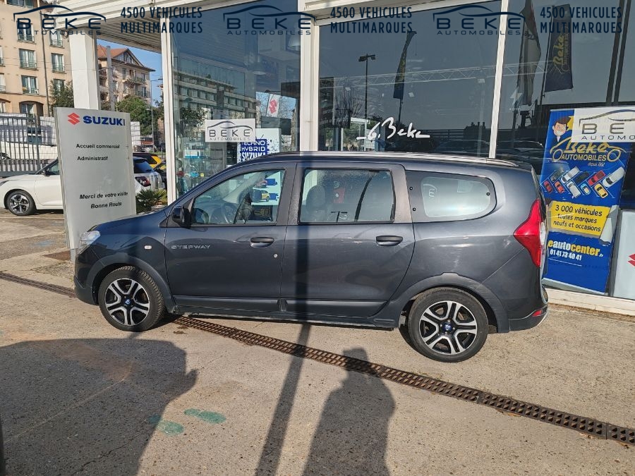 DACIA LODGY - STEPWAY SL 15 DCI 115 7 PLACES