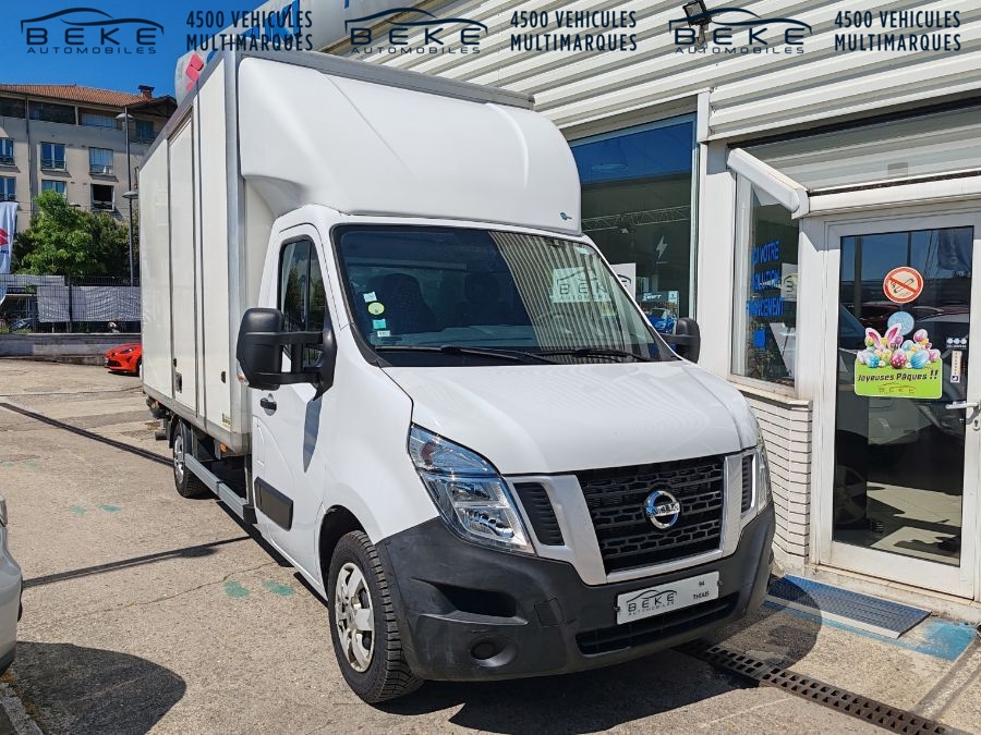 NISSAN NV400 20400 €HT - 2.3 DCI 145 Caisse 20m3 hayon