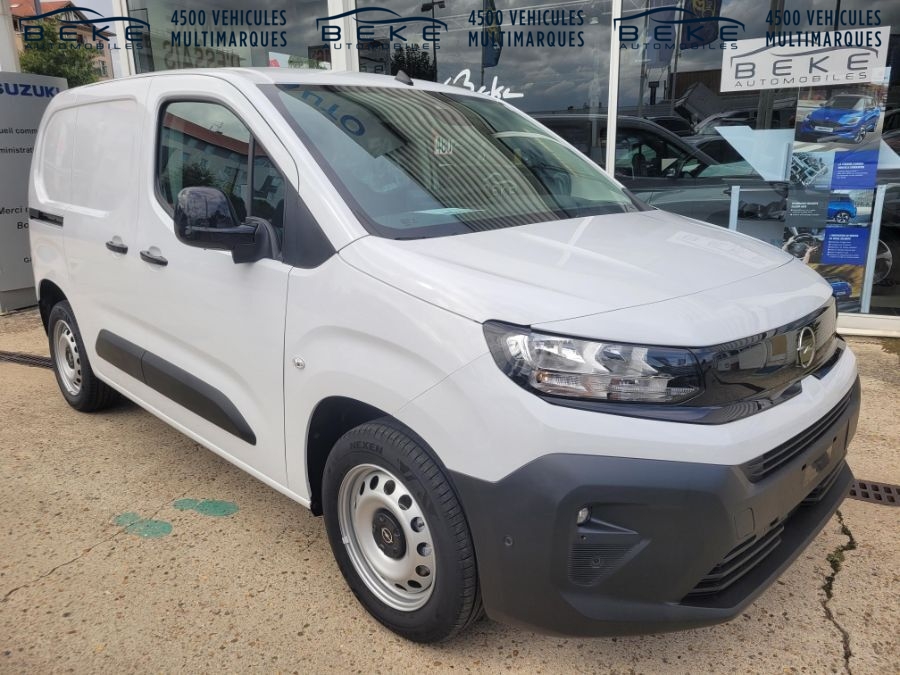 OPEL COMBO CARGO 19500€ HT - 1.5 HDI 130 cv EAT8 L1H1 LIGHT PACK PREMIUM CONNECT
