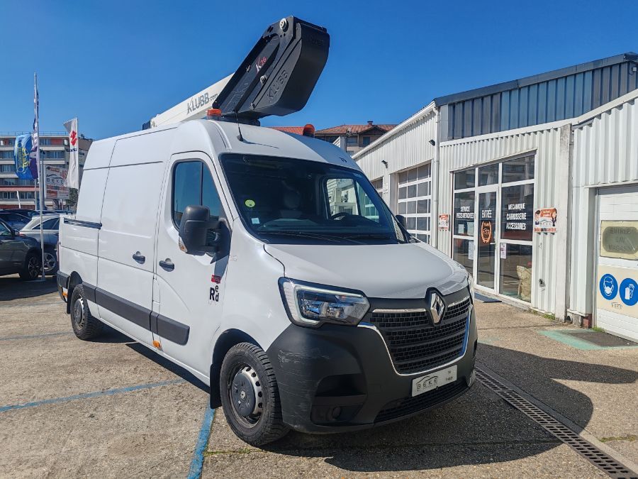 RENAULT MASTER 18000€ HT 2.3 DCI 145CH nacelle tronqué Klubb k26