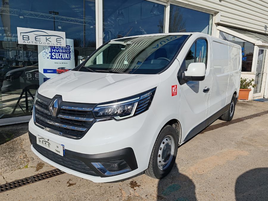 RENAULT TRAFIC 21700€ HT 2,0 DCI 150 EDC L2H1 RED
