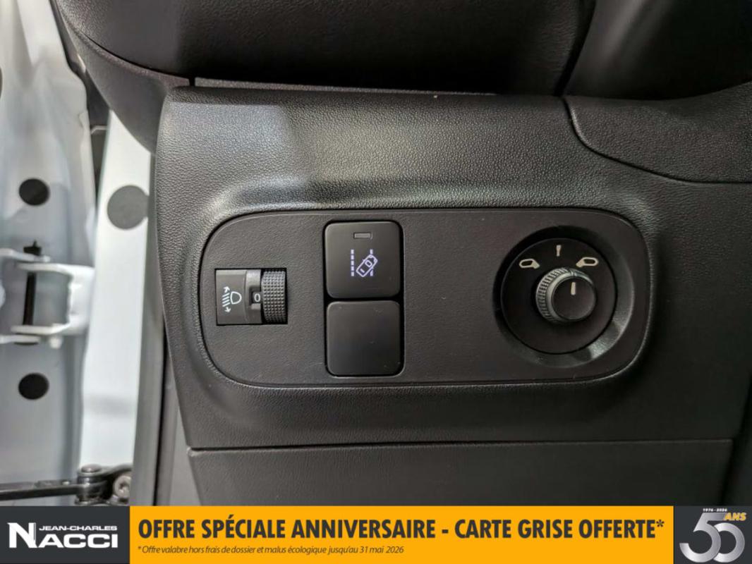 Citroën C3 - SOCIETE BLUEHDI 100 S&S BVM6 FEEL