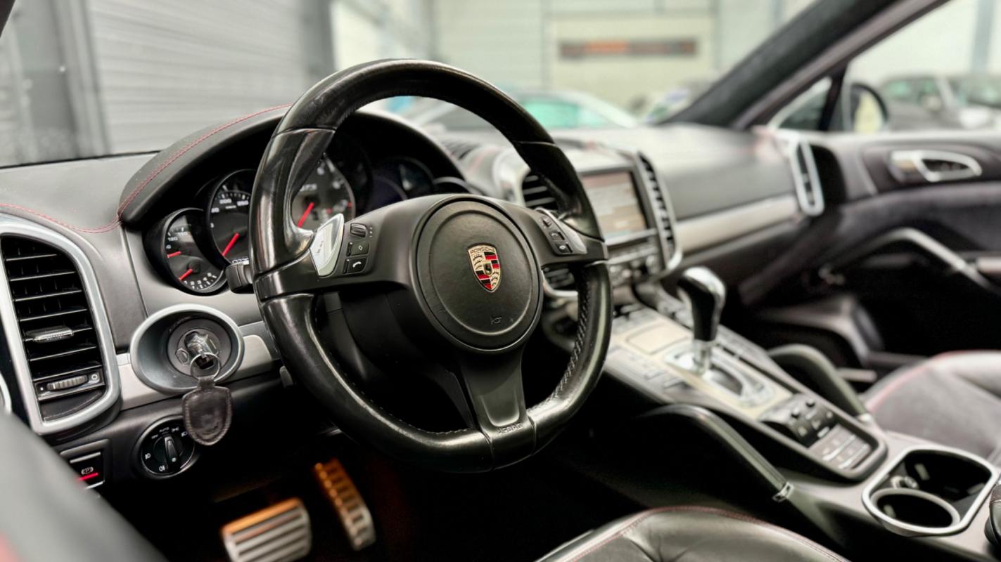 Porsche Cayenne - 4.8 420 GTS TIPTRONIC-S BVA