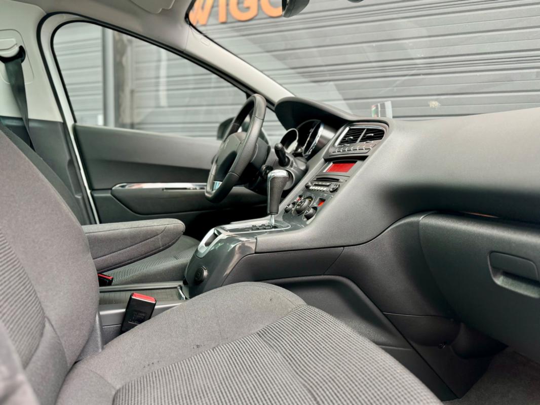 Peugeot 5008 - I 1.6 THP 155 PREMIUM