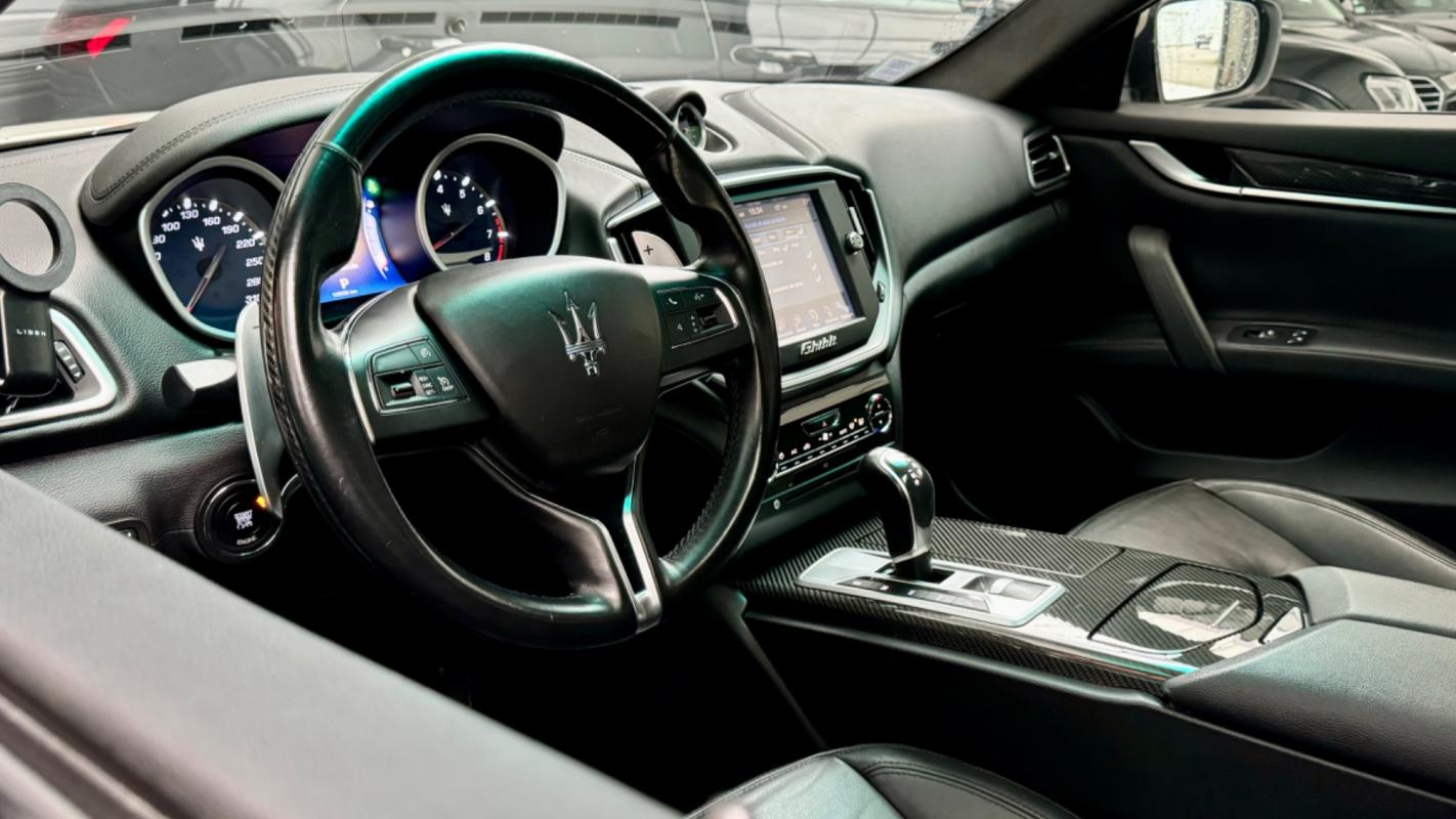 Maserati Ghibli - 3.0 V6 410 S Q4 TOIT OUVRANT/CARBONE/JANTES 21'