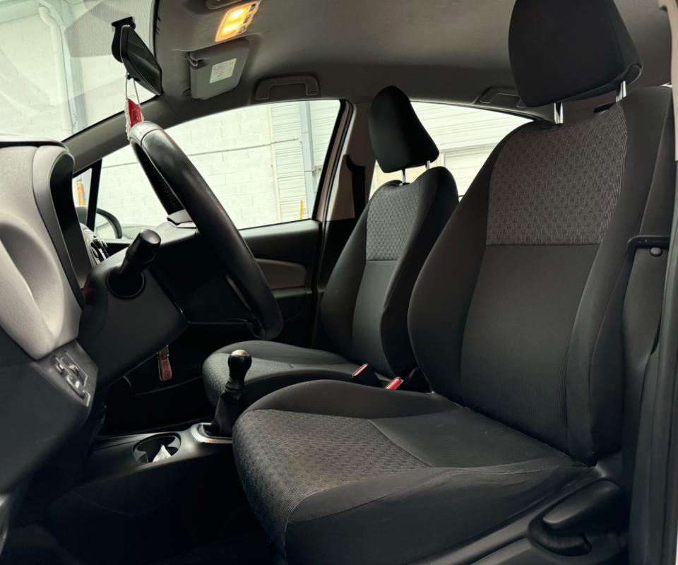 Toyota Yaris - 1.0 VVTI 70 ACTIVE