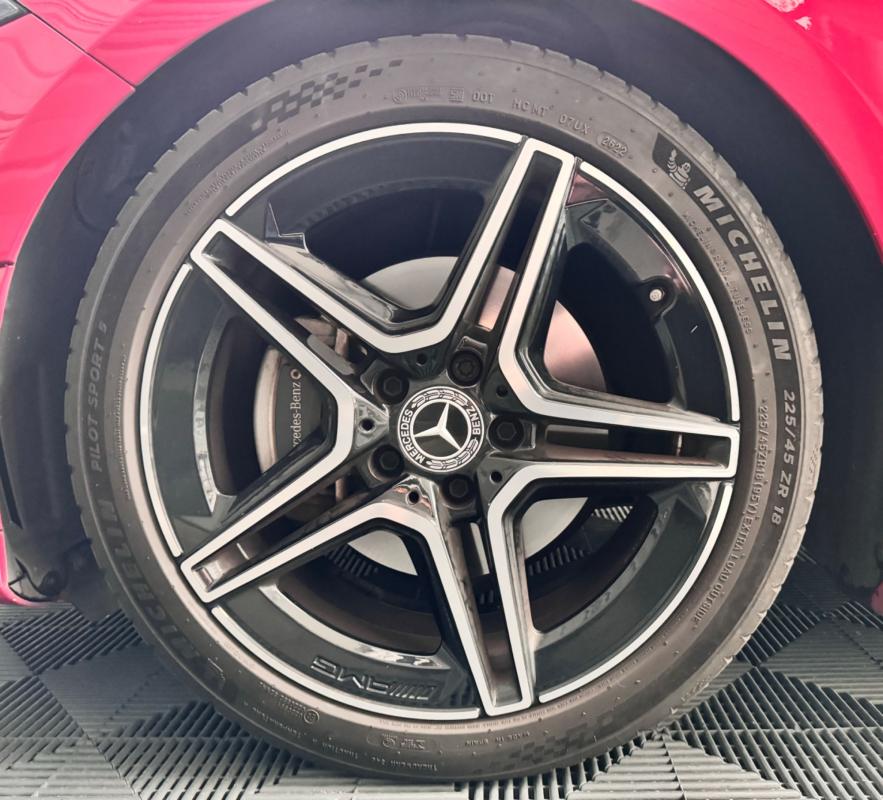 Mercedes Classe A - 200 163 AMG LINE 7G-DCT GARANTIE 12 MOIS ENTRETIEN MERCEDES