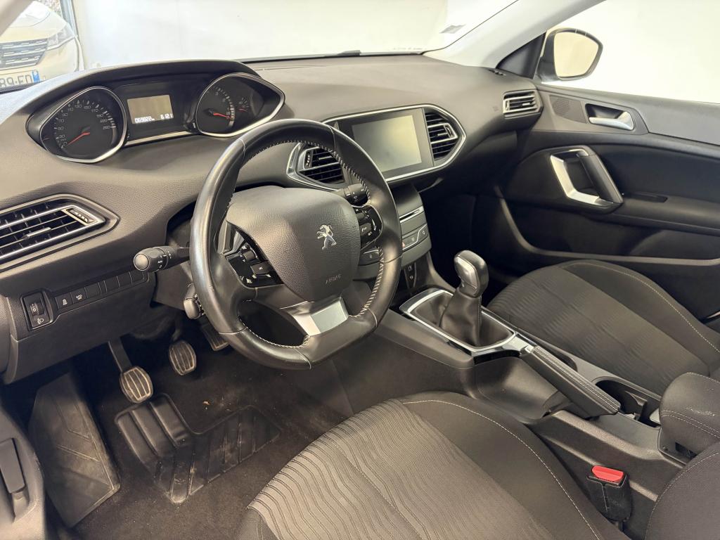 PEUGEOT 308 II PHASE 1 - Active pack 1.2 110CV