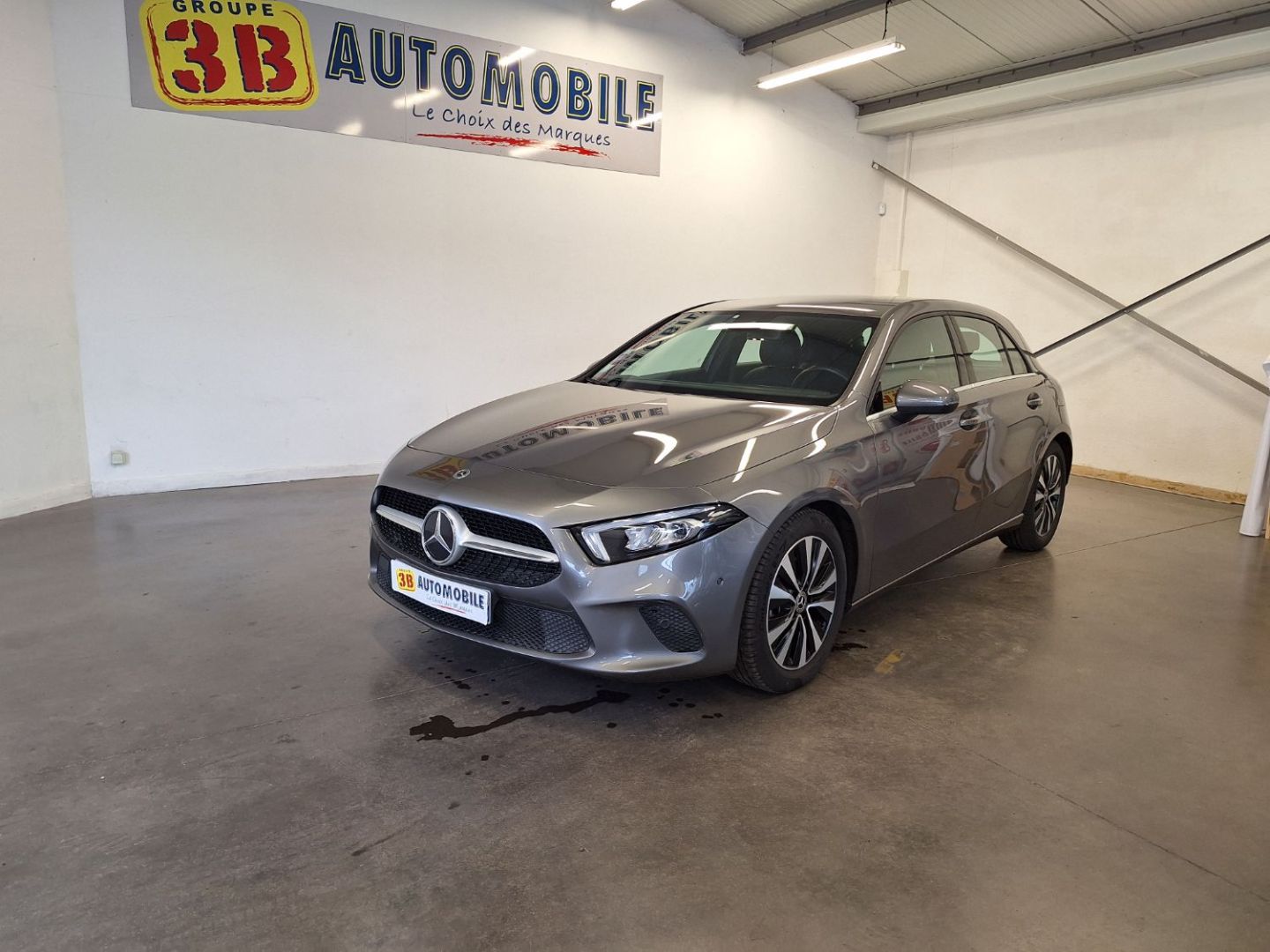 MERCEDES-BENZ CLASSE A Compact A 200 Business Line 7G-DCT
