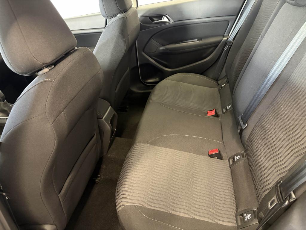 PEUGEOT 308 II PHASE 1 - Active pack 1.2 110CV