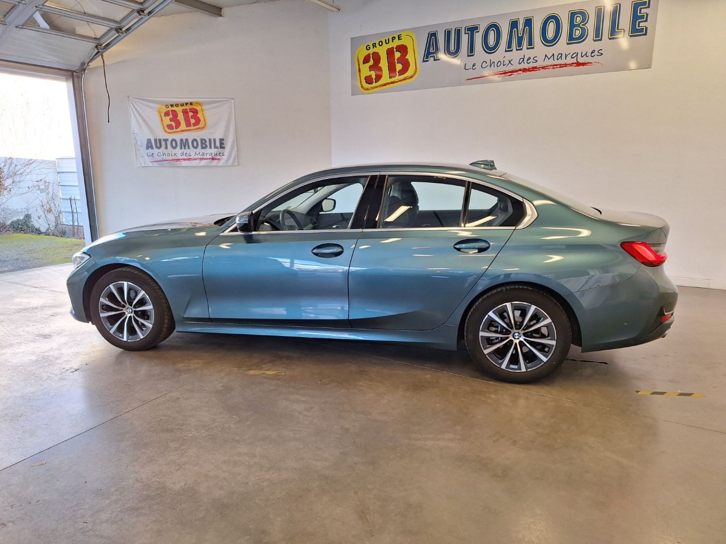 BMW serie 3 - Berline 318 d Lounge 2.0 150CV BVA8