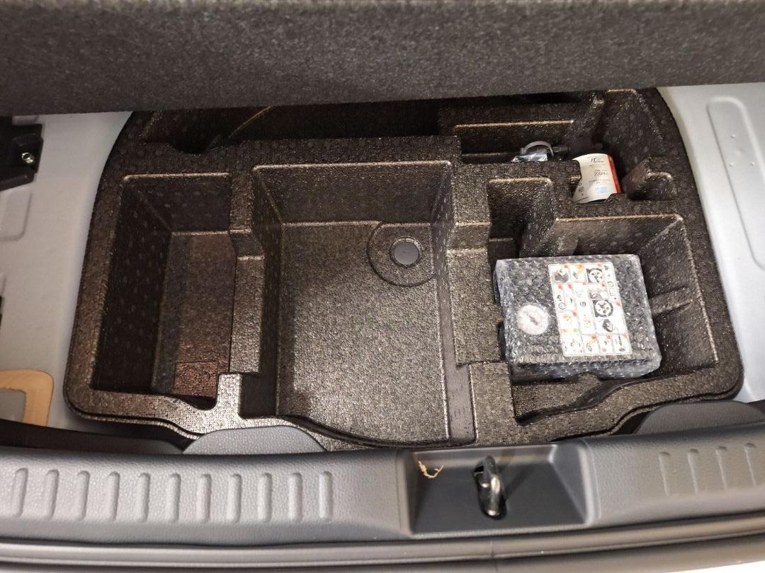 TOYOTA YARIS - 1,5 CVT HYBRIDE CONFORT 116CV