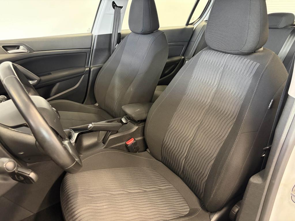 PEUGEOT 308 II PHASE 1 - Active pack 1.2 110CV