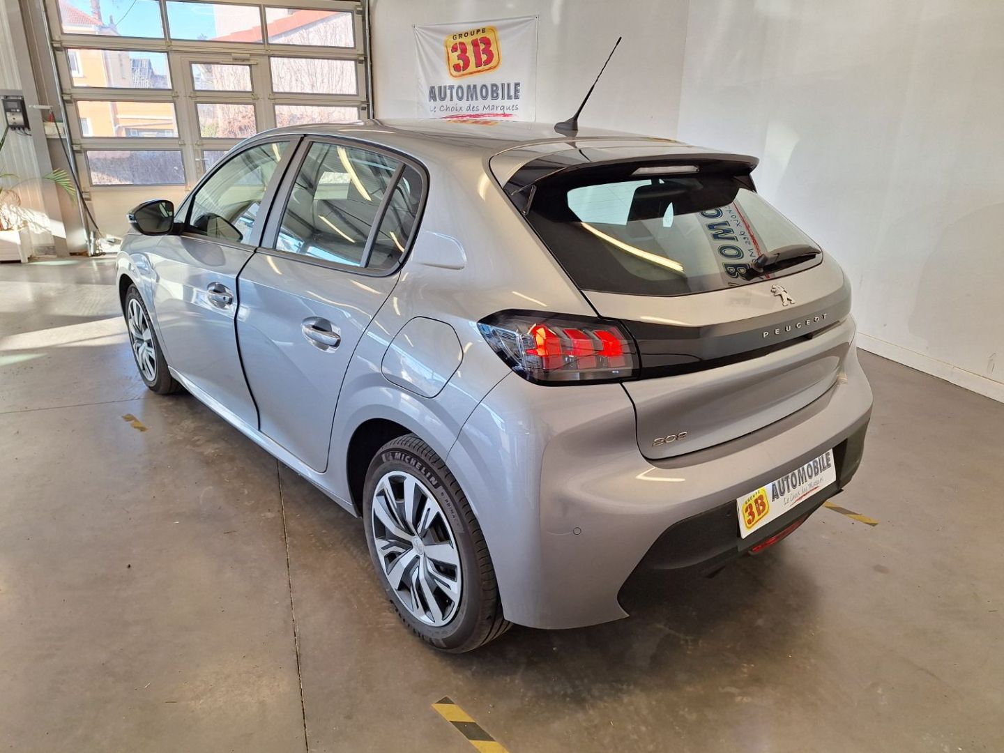 PEUGEOT 208 - Active Pack 1.2 PureTech 100CV BVM6