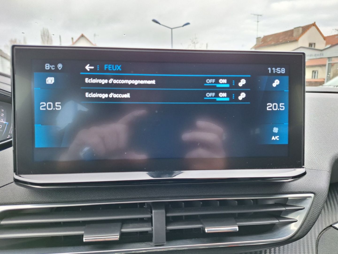 PEUGEOT 3008 - 1.5 BlueHDi 130chEAT8 Business +