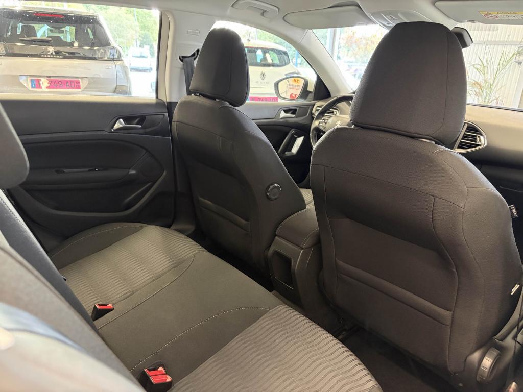 PEUGEOT 308 II PHASE 1 - Active pack 1.2 110CV