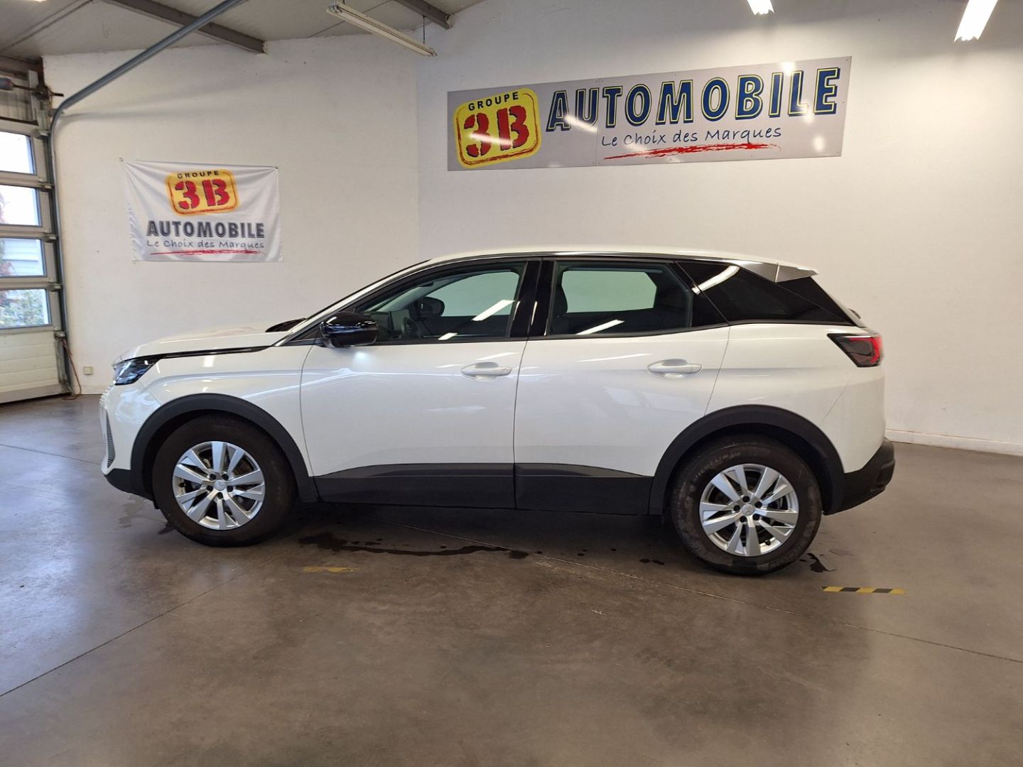 PEUGEOT 3008 - Active Pack 1.5 HDi 130CV EAT8