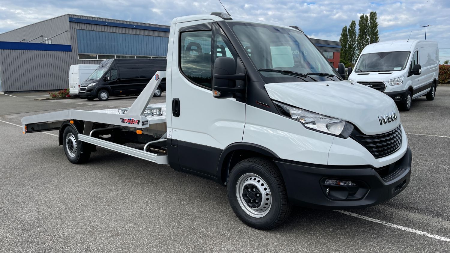 IVECO DAILY - III 35S16H 4100 3.0 160CH PORTE-VOITURE PLAT'FIX PF18 ALU (2024)