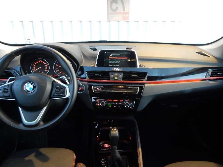 BMW X1 - 18d sDrive Sport-Line