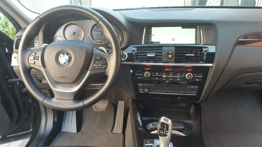 BMW X4 F26 - X4 xDrive 20d 190 ch BVA8 xLine