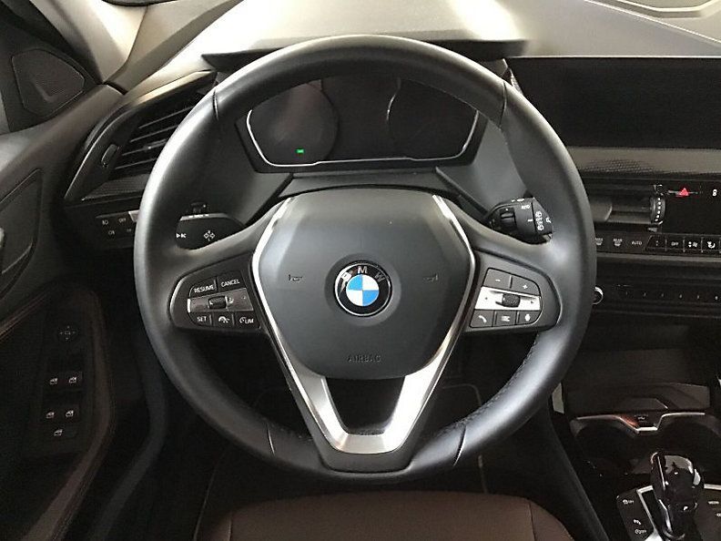 BMW SERIE 1 F40 5 PORTES - 118 i 140 ch BVA7 Luxury (118i) prix 33550
