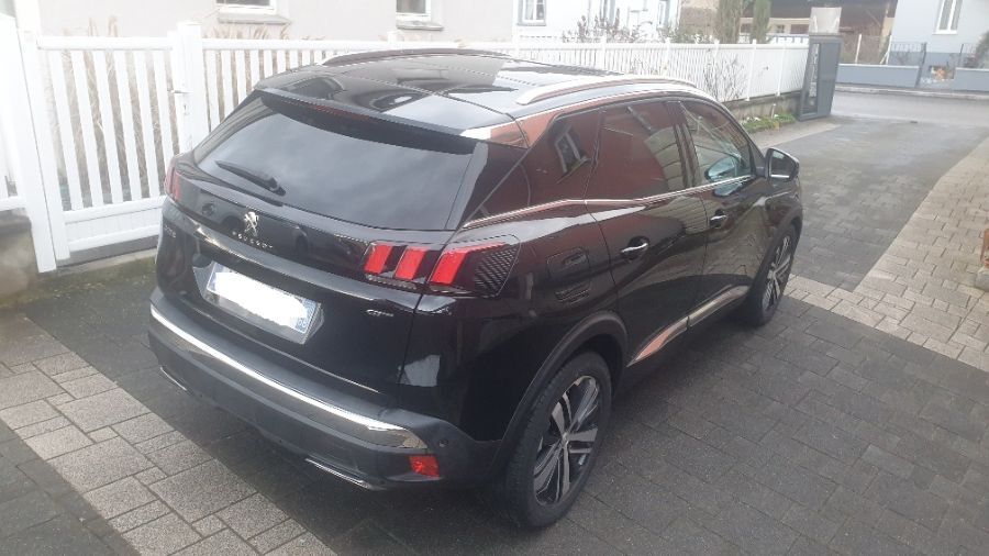 PEUGEOT 3008 - 2.0 Blue HDI 180 CH EAT8 Finition GT