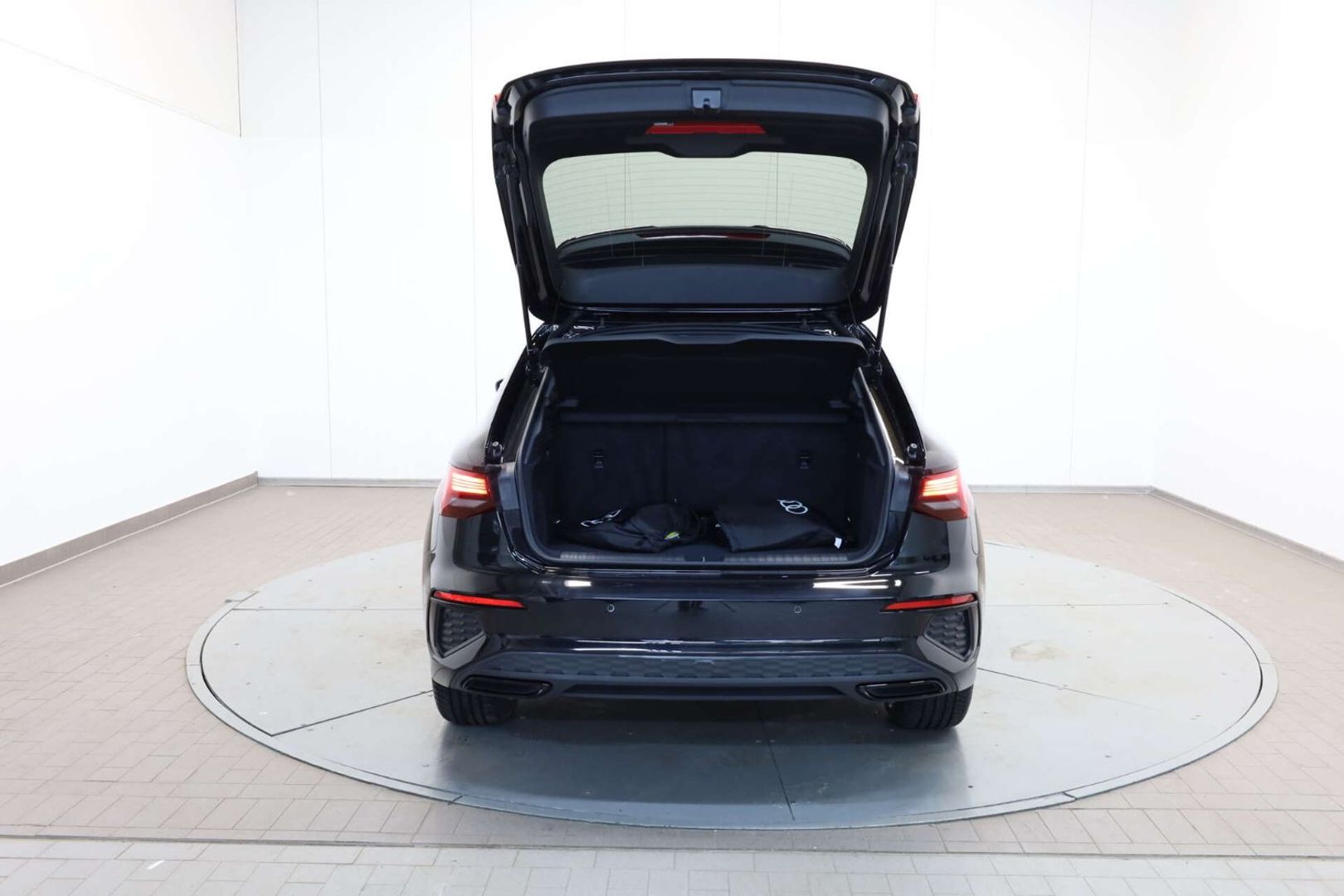 AUDI A3 SPORTBACK - 45 TFSI e S LINE EXTERIEUR