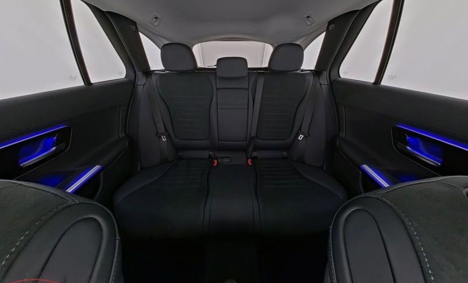 MERCEDES-BENZ Classe C - 180 BVA9 AMG