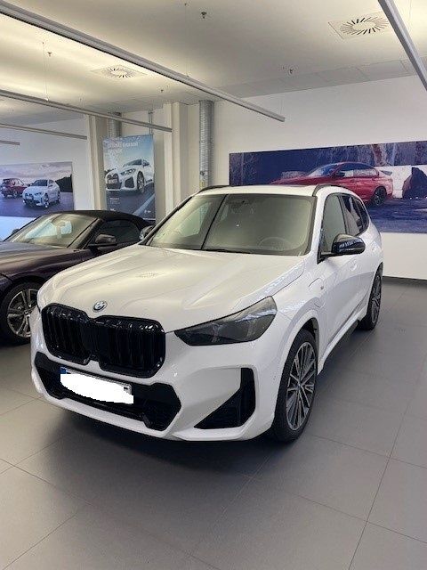 BMW X1 U11 X1 xDrive 30 e 326 ch BVA7 M Sport