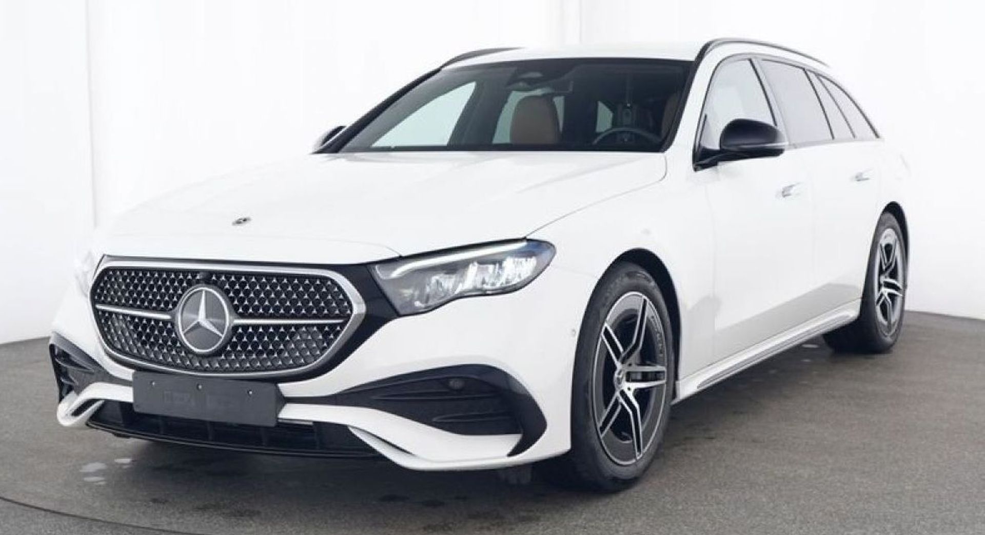 MERCEDES-BENZ CLASSE E - 300e BVA9 AMG LINE