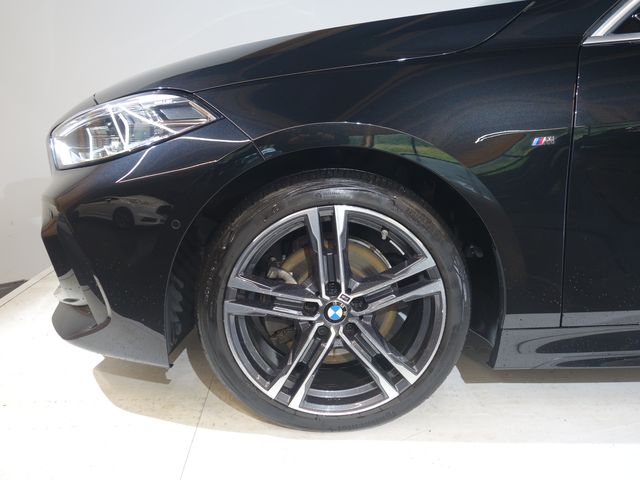 BMW Série 1 - (F40) 118dA 150 CH M SPORT BVA