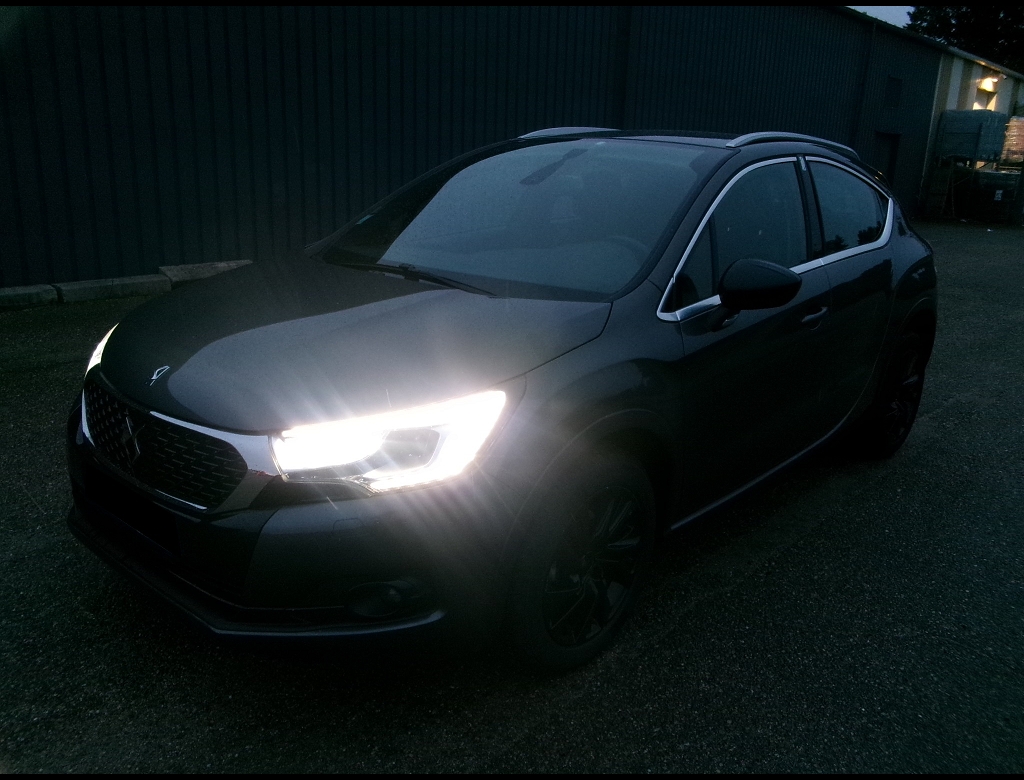 DS DS 4 - DS4 CROSSBACK PTECH 130 BE CHIC BVM (2017)