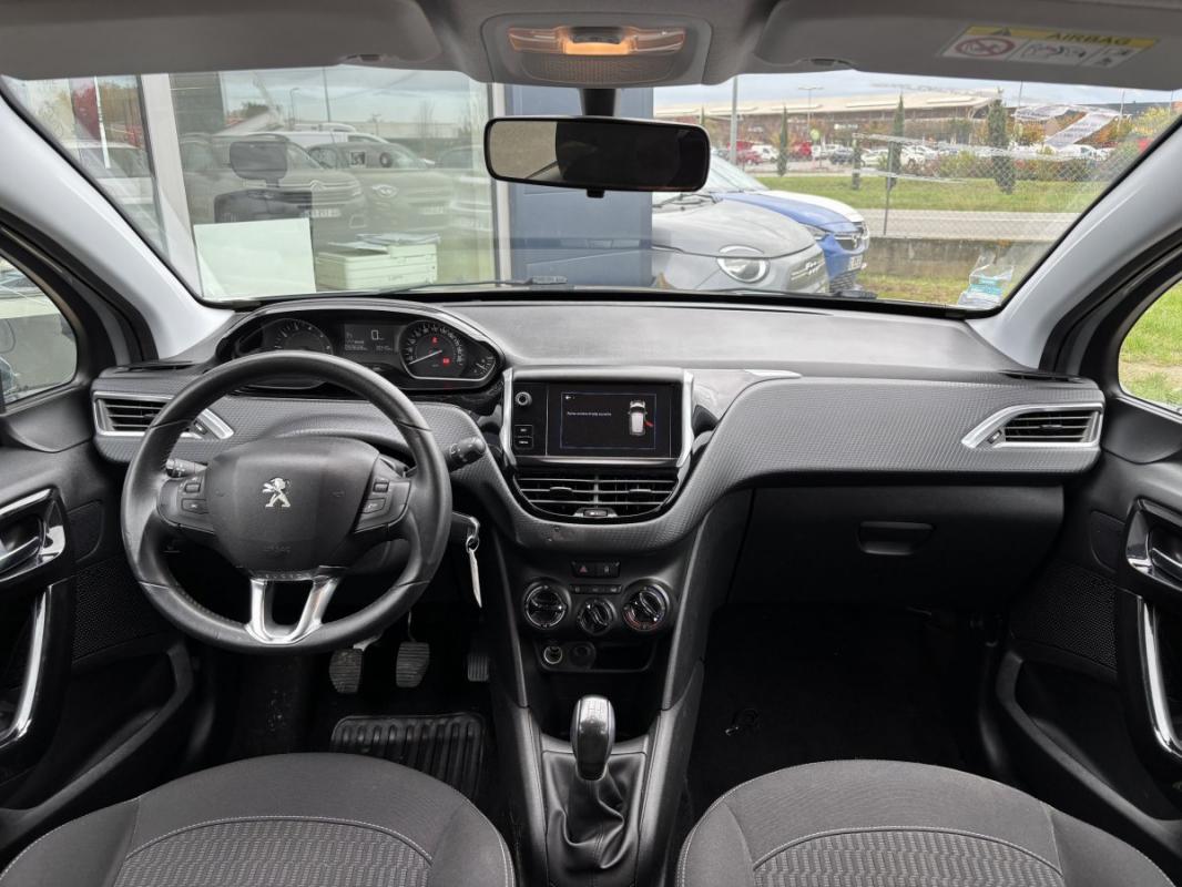 Peugeot 208 - 1.2 PureTech 82 Style