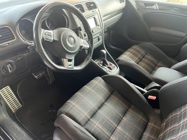 VOLKSWAGEN GOLF GTI 5 PORTES - 2.0 GTi 210 CV DSG