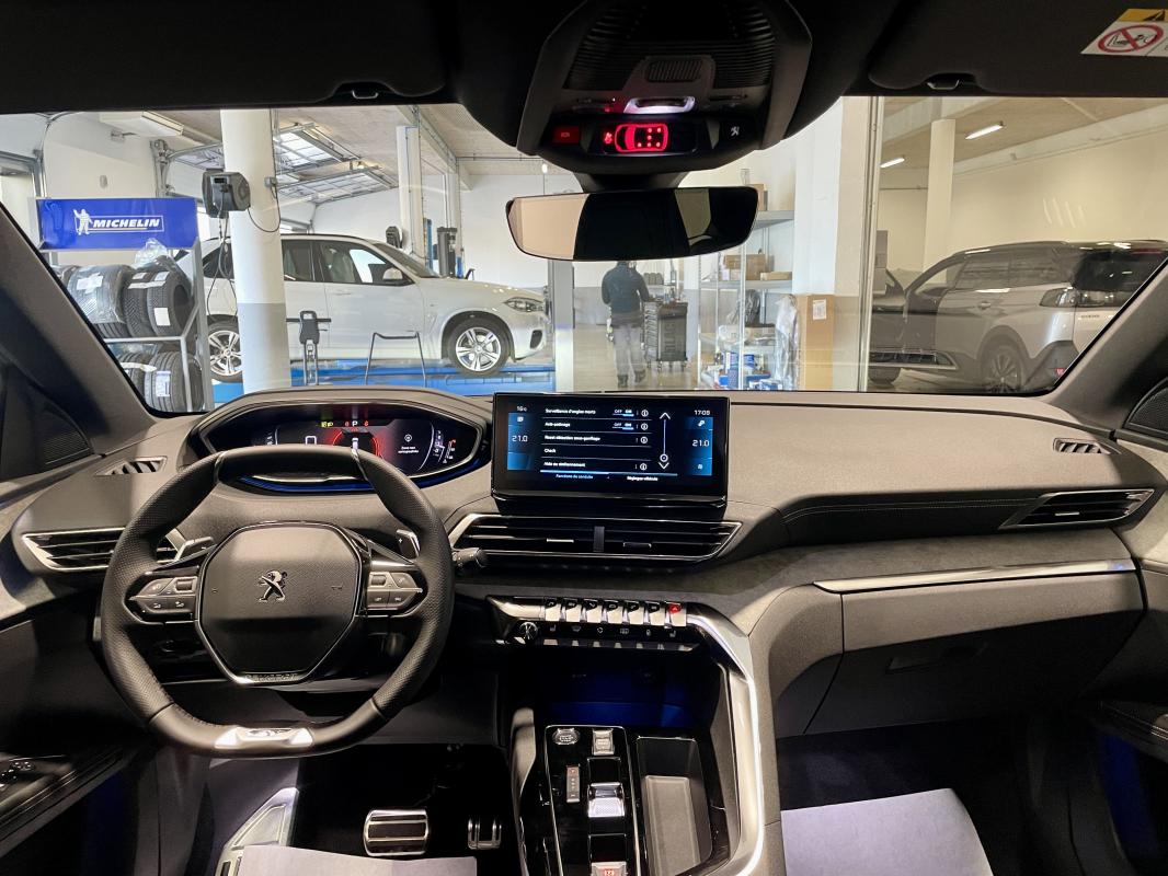 Peugeot 5008 - II (2) 1.5 BLUEHDI 130 EAT8 GT