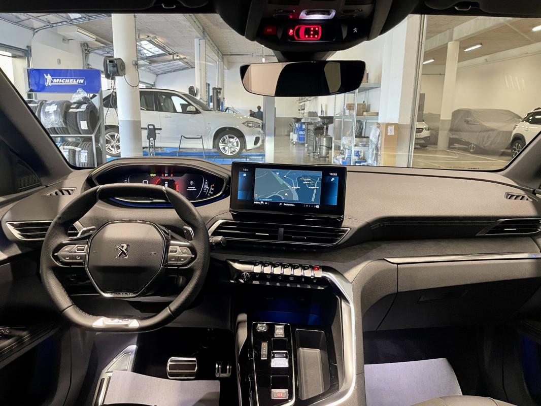 Peugeot 5008 - II (2) 1.5 BLUEHDI 130 EAT8 GT