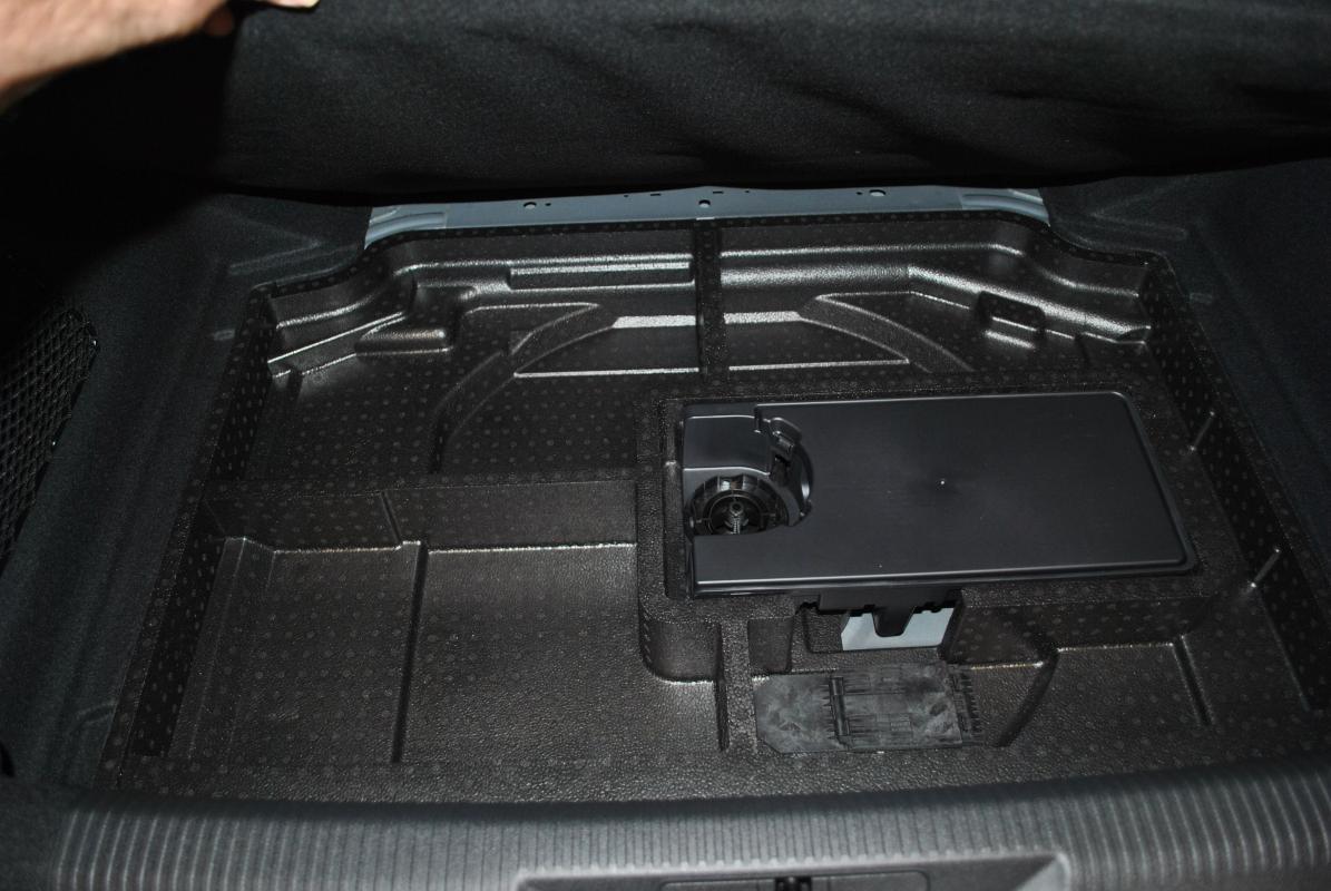 Peugeot 308 - III 1.2 PURETECH 130 EAT8 ALLURE PACK