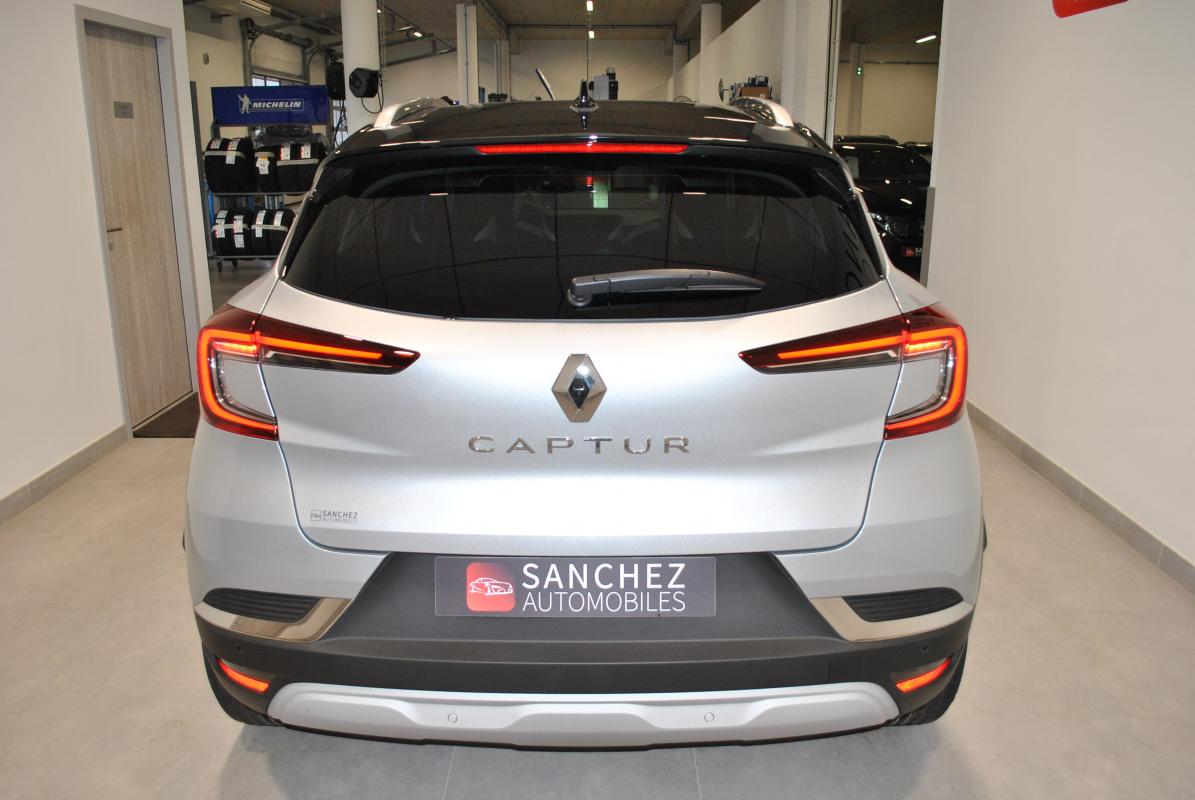 Renault Captur - II 1.3 HYBRID 140 EDC TECHNO
