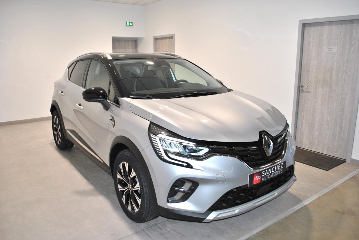 Renault Captur - II 1.3 HYBRID 140 EDC TECHNO