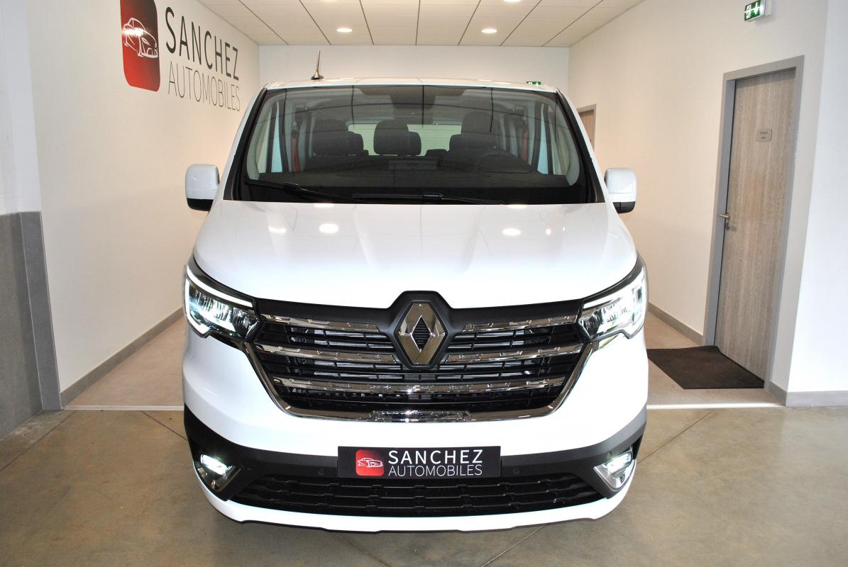 Renault Trafic - III (2) COMBI L2 2.0 DCI 150 9PL RED