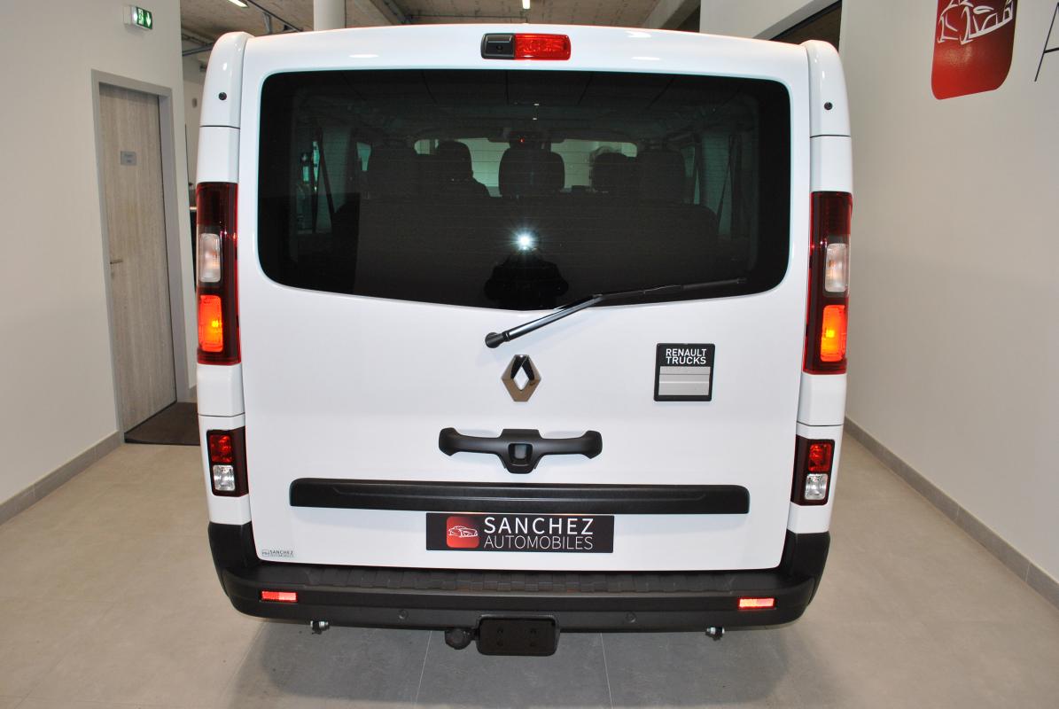 Renault Trafic - III (2) COMBI L2 2.0 DCI 150 9PL RED
