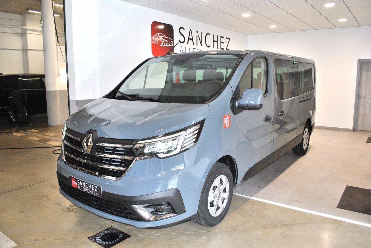 Renault Trafic - III (2) COMBI L2 2.0 DCI 150 9PL RED