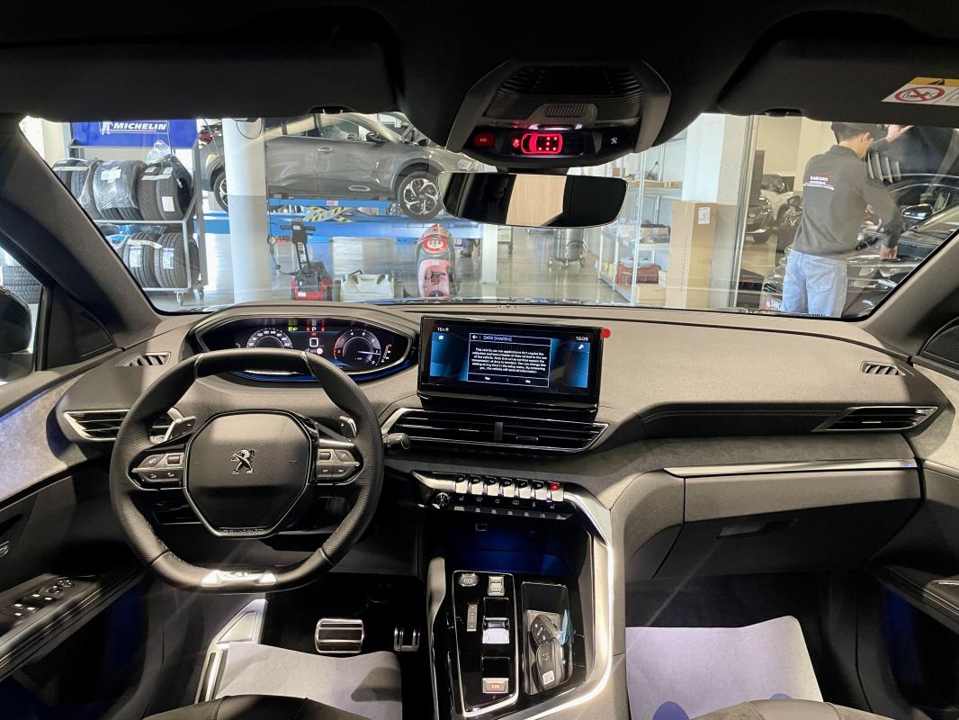 Peugeot 5008 - II (2) 1.5 BLUEHDI 130 EAT8 GT